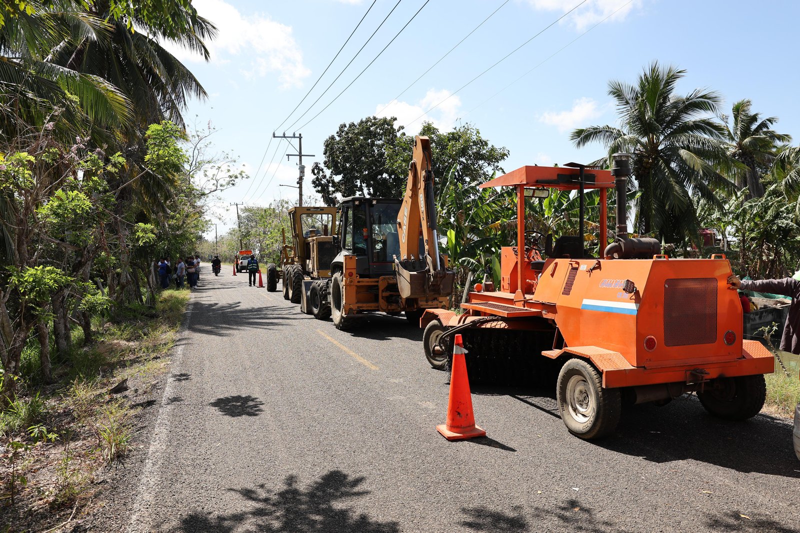 Inicia segunda etapa de rehabilitación del camino Frontera-Jonuta