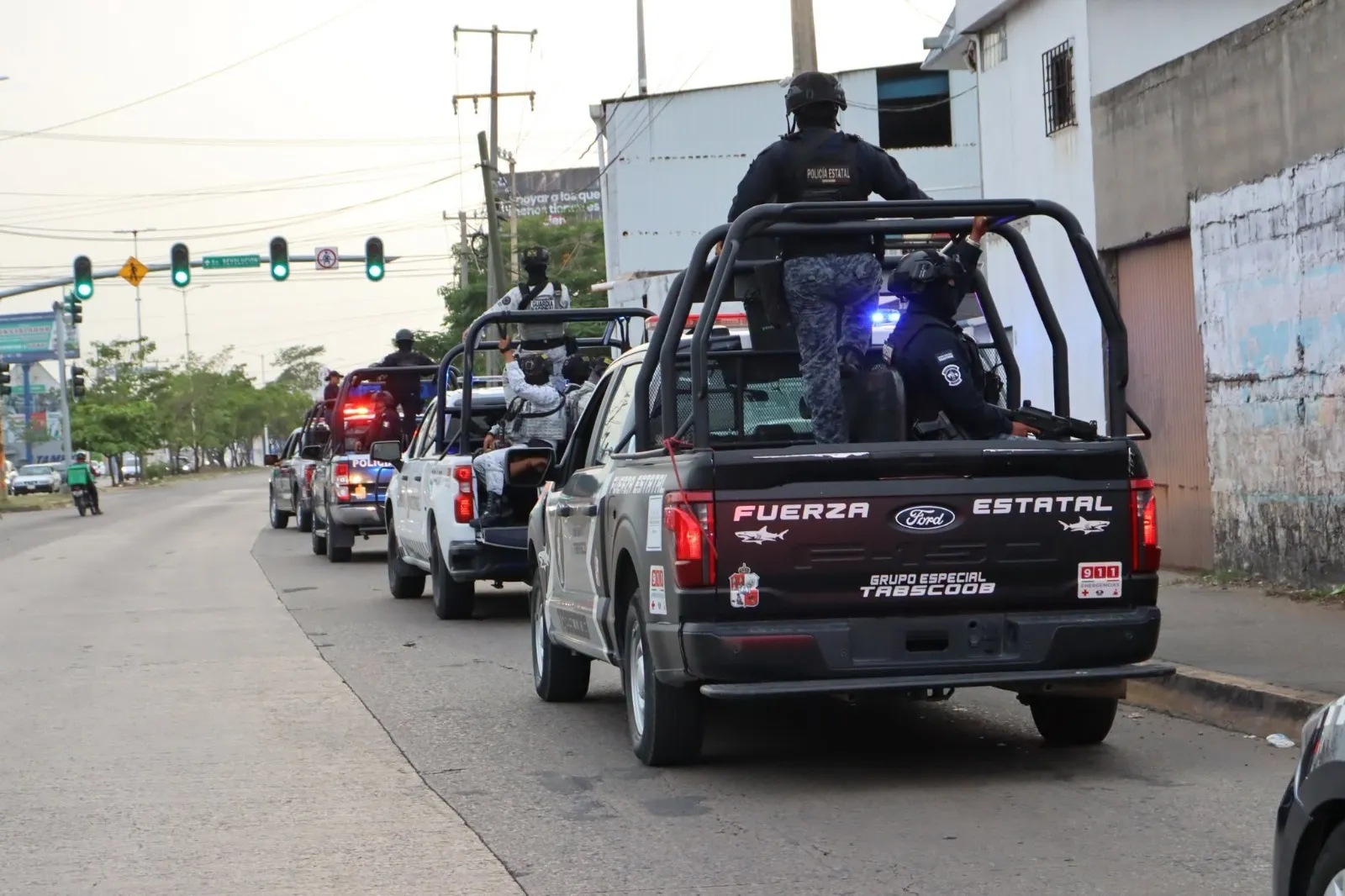 Operativos en Tabasco dejan 11 detenidos y 22 migrantes rescatados
