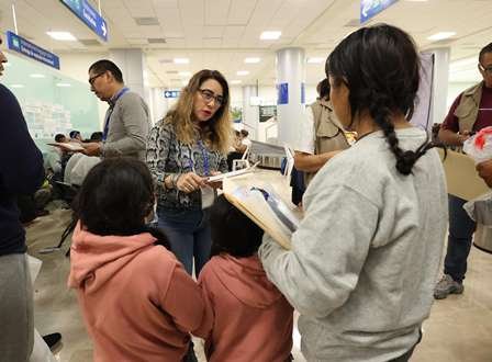 Recibe Tabasco a 110 deportados de EE.UU