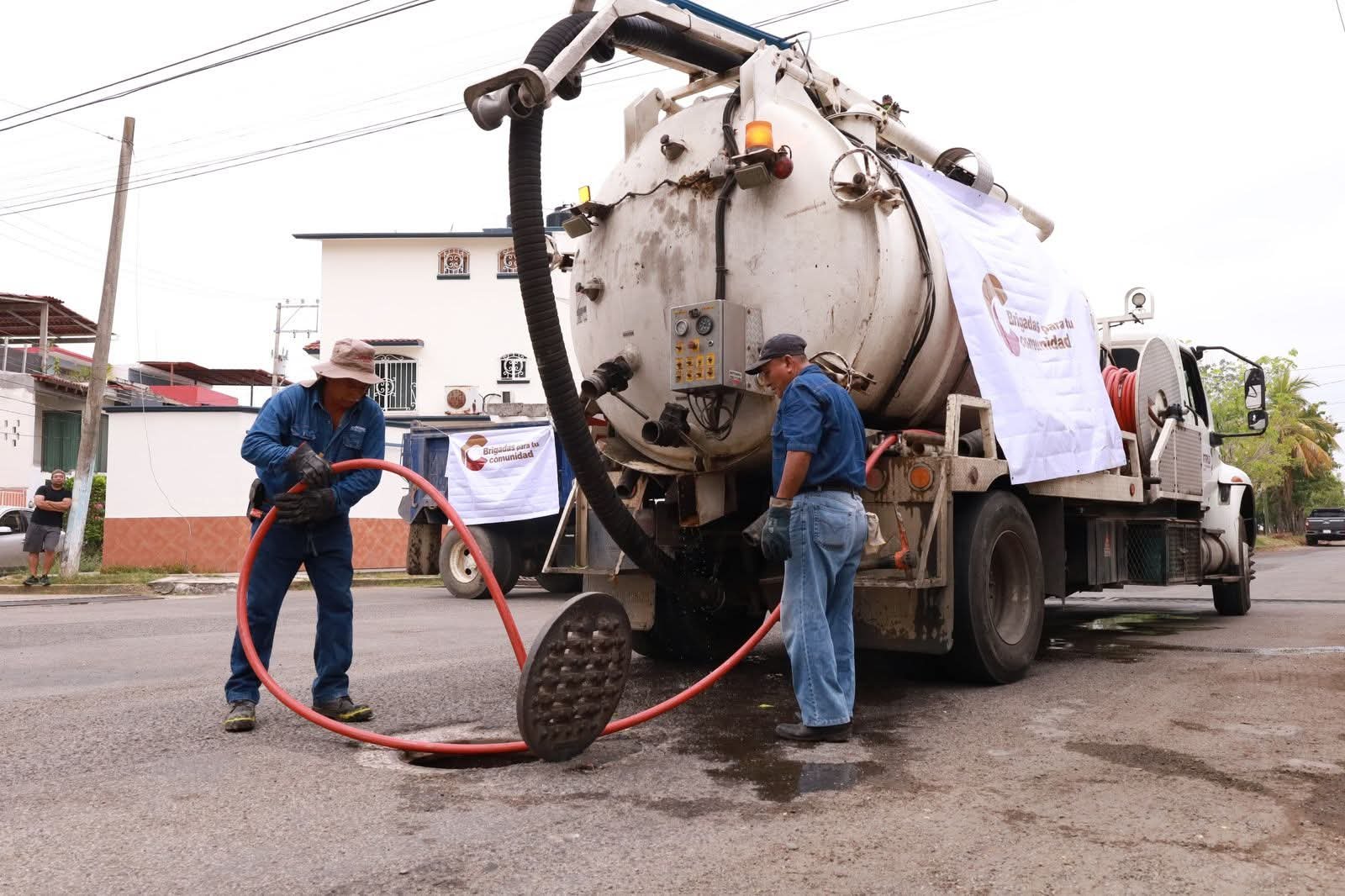 Brigadas municipales realizan jornada integral en Insurgentes Ciudad Industrial