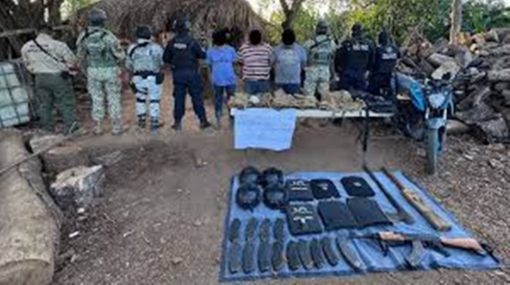 Detienen a grupo de secuestradores en Macuspana; liberan a una víctima  