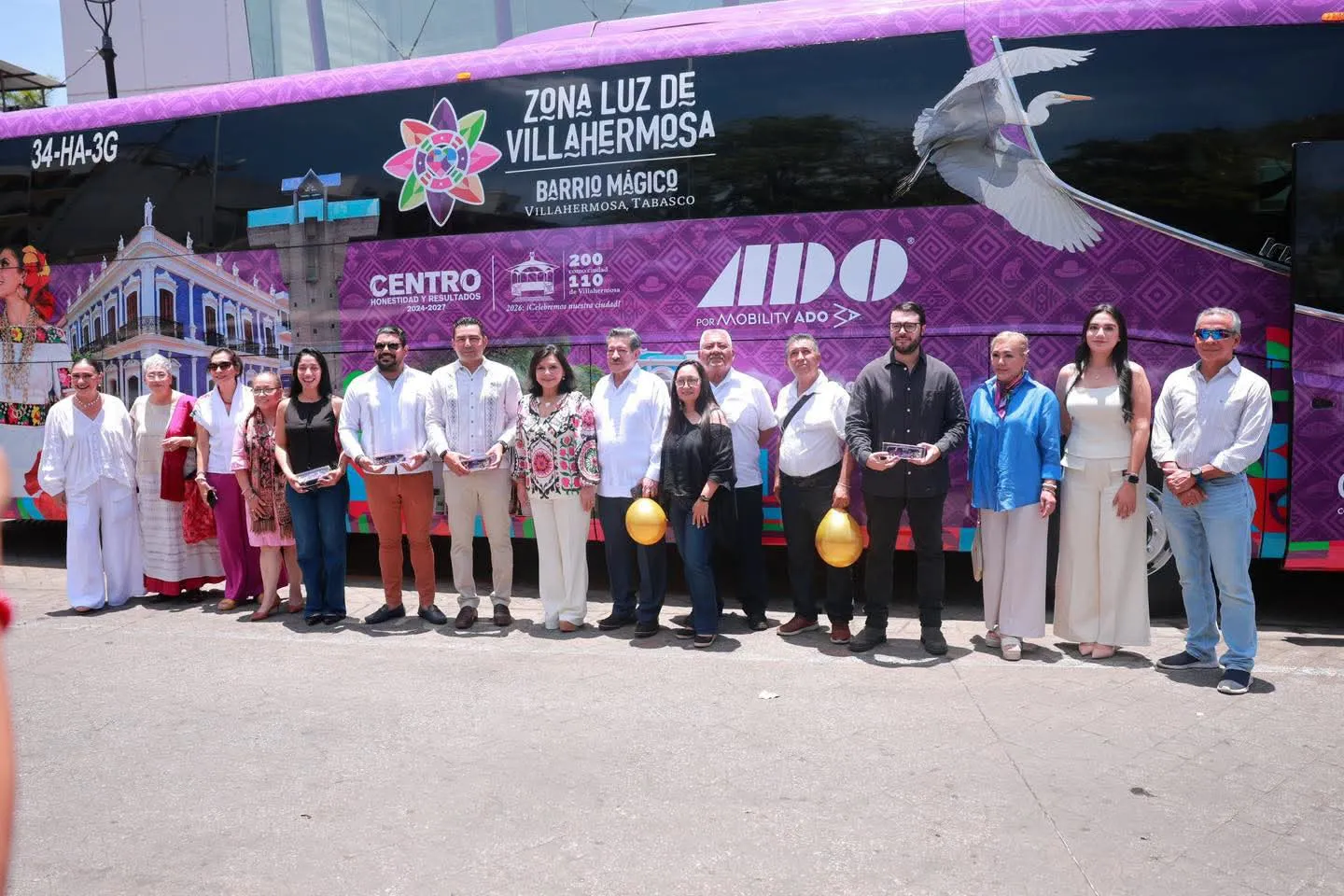 Zona Luz cumple tres años como Barrio Mágico con nueva etapa de pintura y galería en autobús