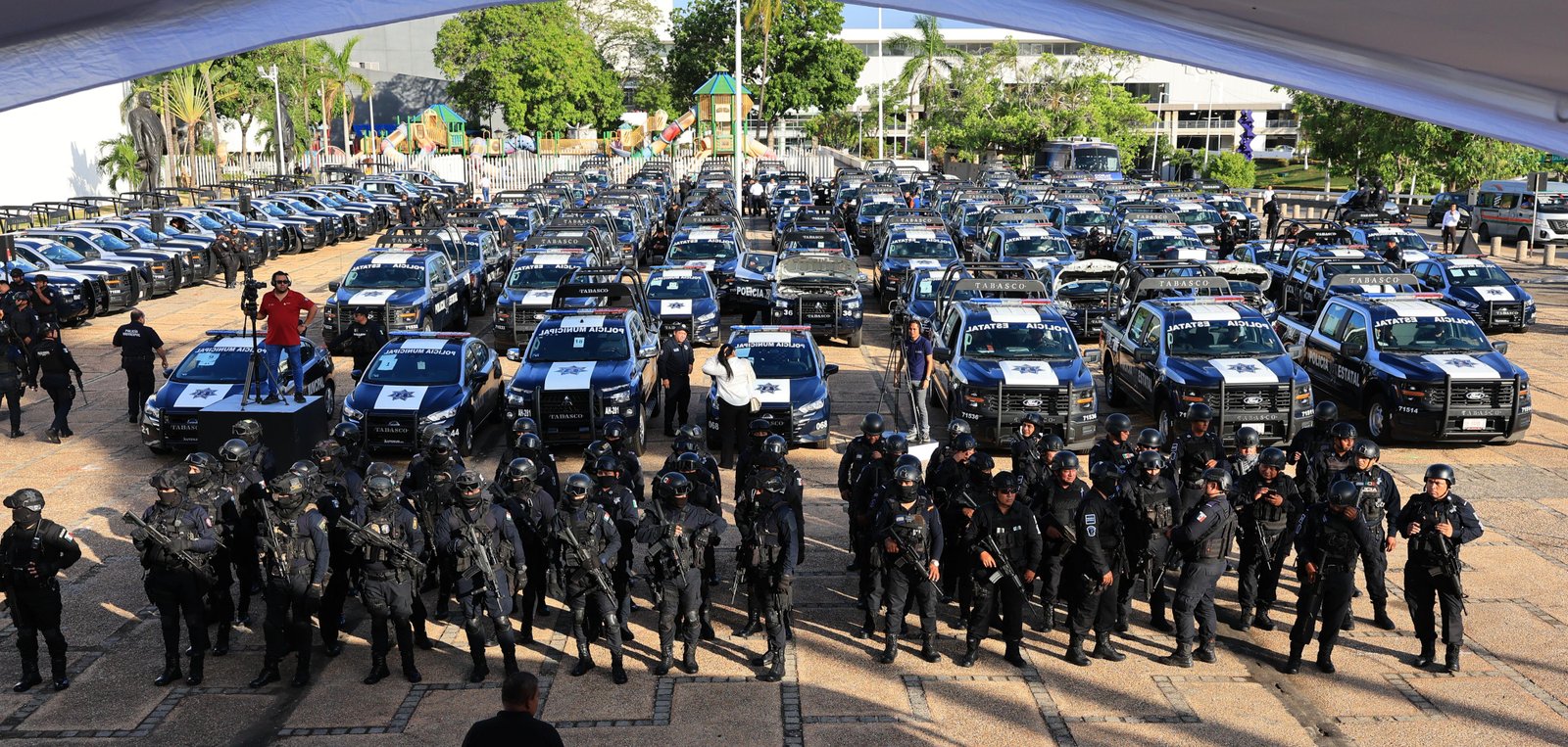 En operación 100 nuevas patrullas y equipos tácticos para fortalecer la seguridad: Javier May