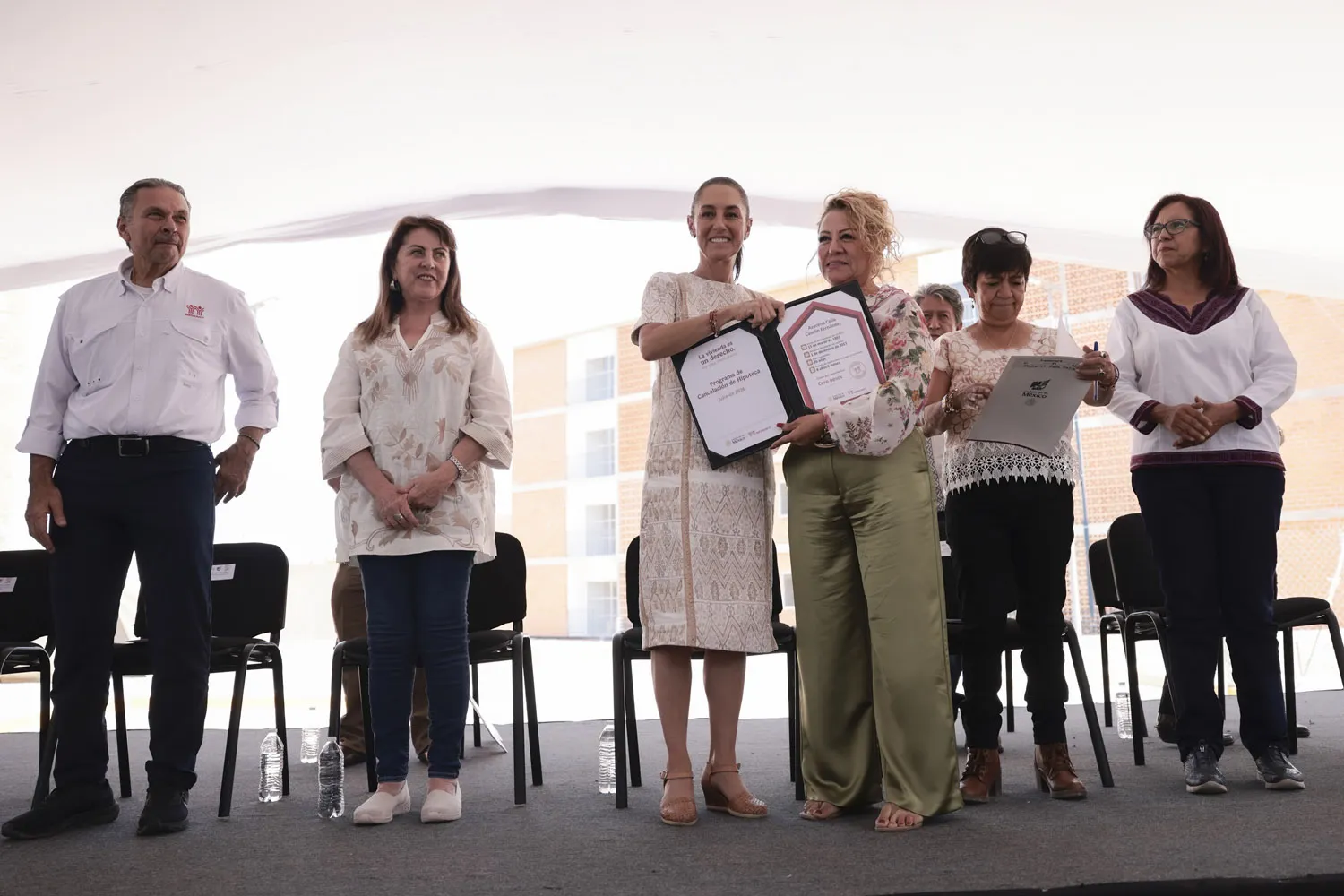 Sheinbaum anuncia preparatorias, GN y empleo para Cuautla tras detención de alcalde