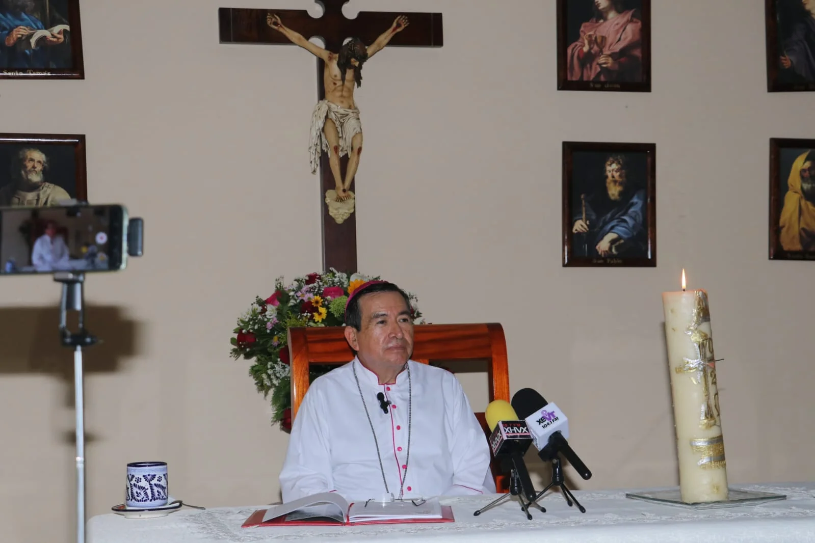 Iglesia pide escuchar a jóvenes ante peligro de retos virales