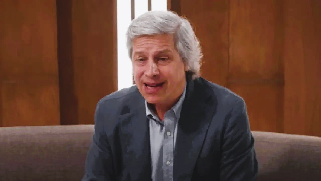 Claudio X. González llama a tomar las calles