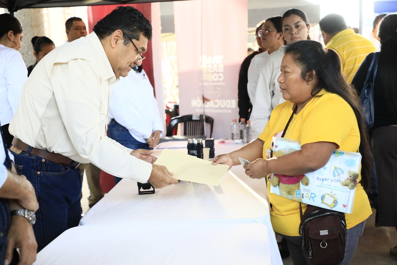 Lleva Gobierno del Pueblo desarrollo y bienestar a Emiliano Zapata