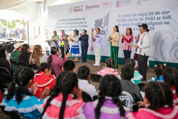 Entregan 139.9 mdp a comunidades indígenas de Querétaro