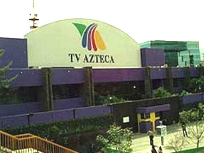 Juez de EU obliga a TV Azteca a desistir demandas mexicanas; su deuda supera 500 mdd