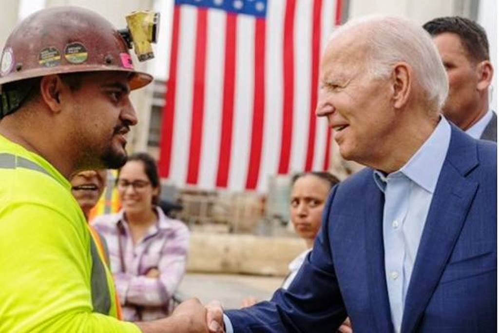 “Oligarquía de la extrema riqueza” y poder amenaza democracia: Biden