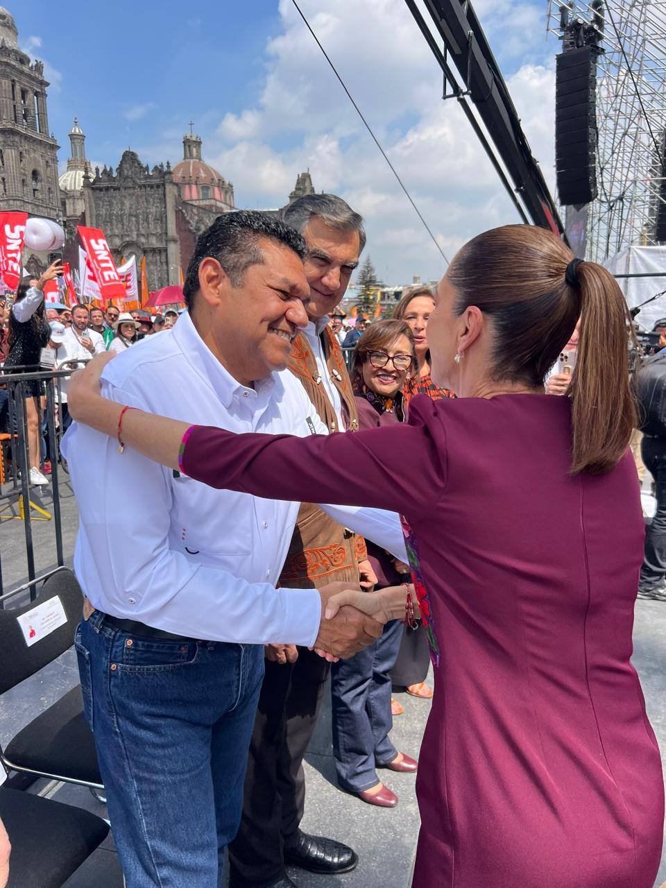Celebra Javier May logros de Sheinbaum y reducción de pobreza