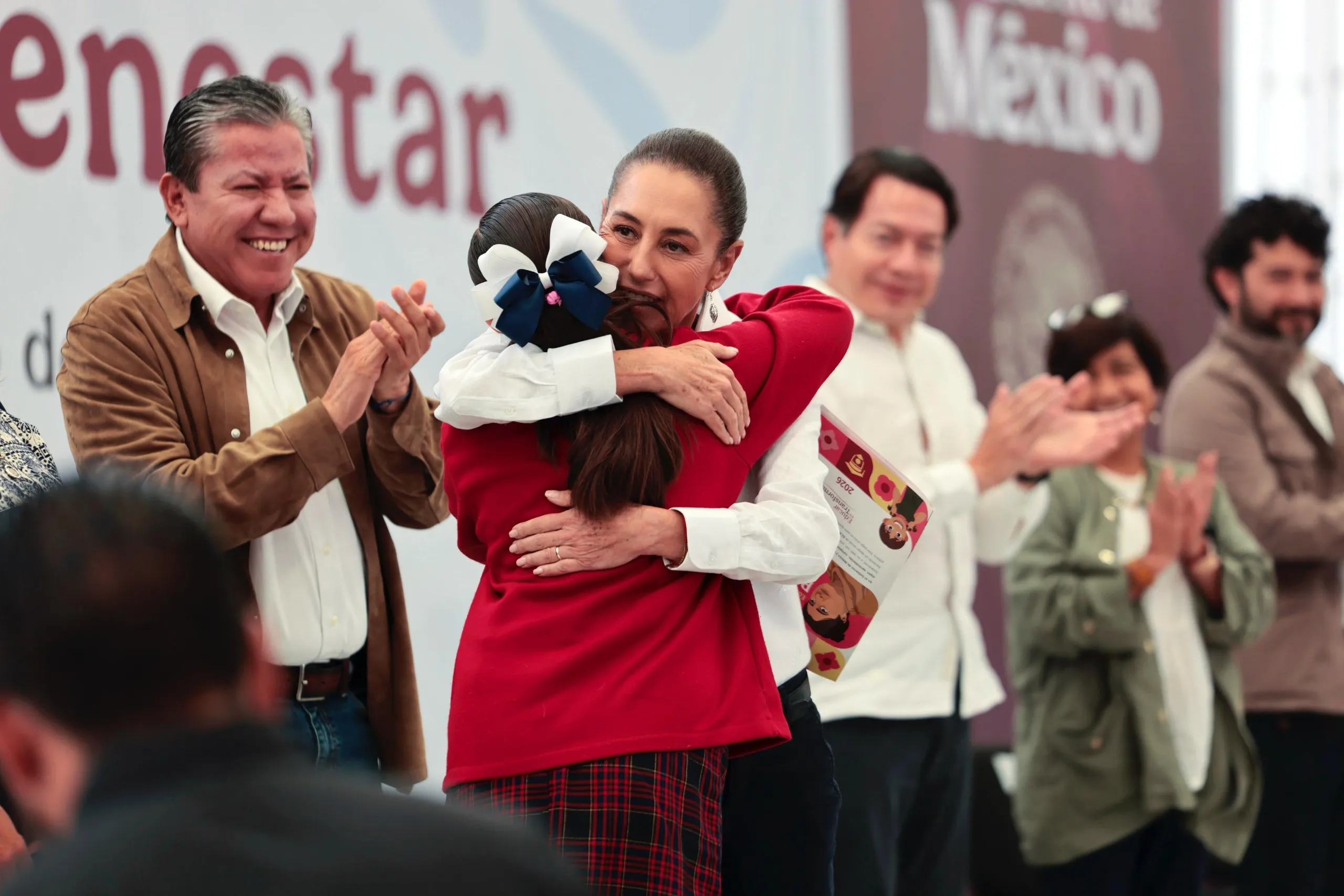 Zacatecas tendrá beca de transporte para universitarios públicos