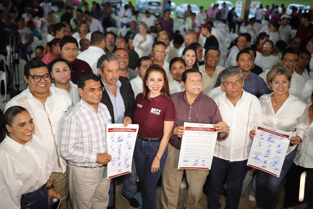 Comité Ejecutivo Estatal de Morena toma protesta a dirigencia municipal de Paraíso