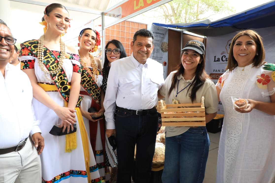 Festival de la Piña: Esfuerzo y pasión por el campo tabasqueño.