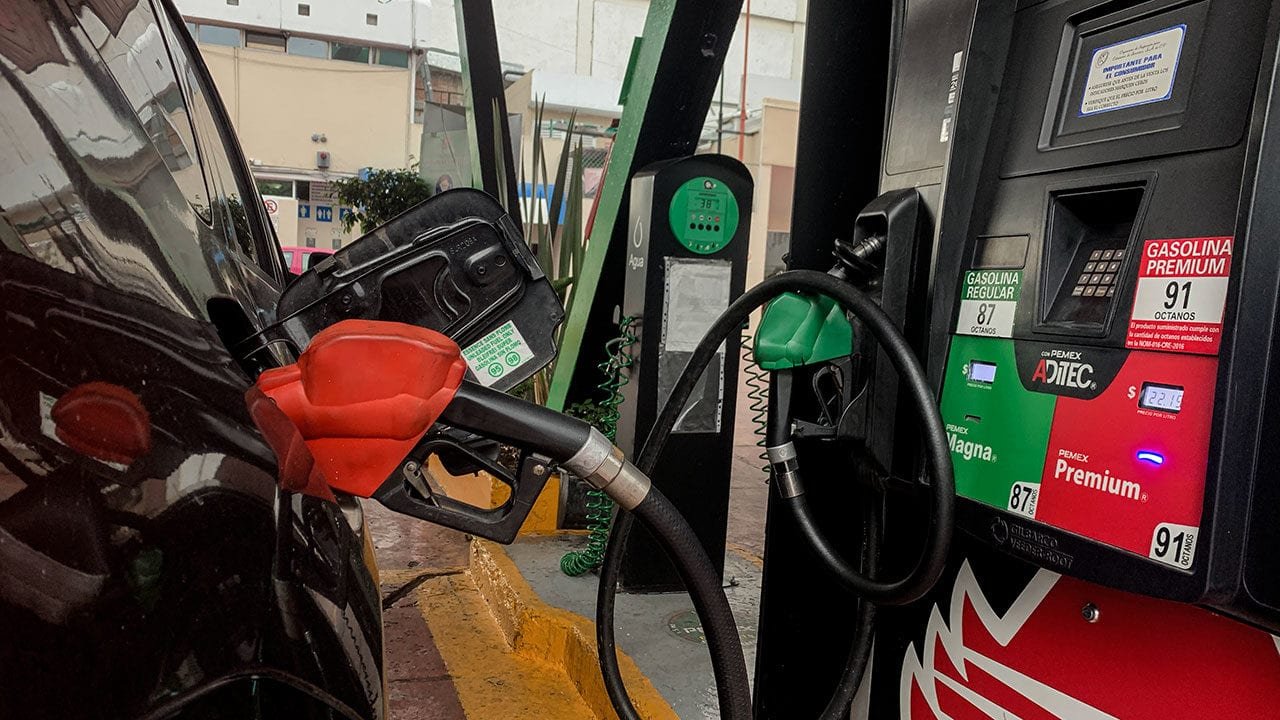 Hacienda eleva apoyo a gasolina y lo reduce al diésel