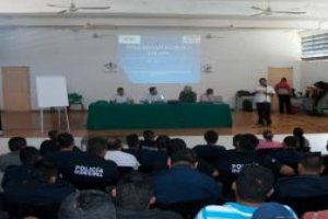 Alcaldía de Jalapa y CEDH, imparte conferencia Sobre seguridad pública y derechos humanos