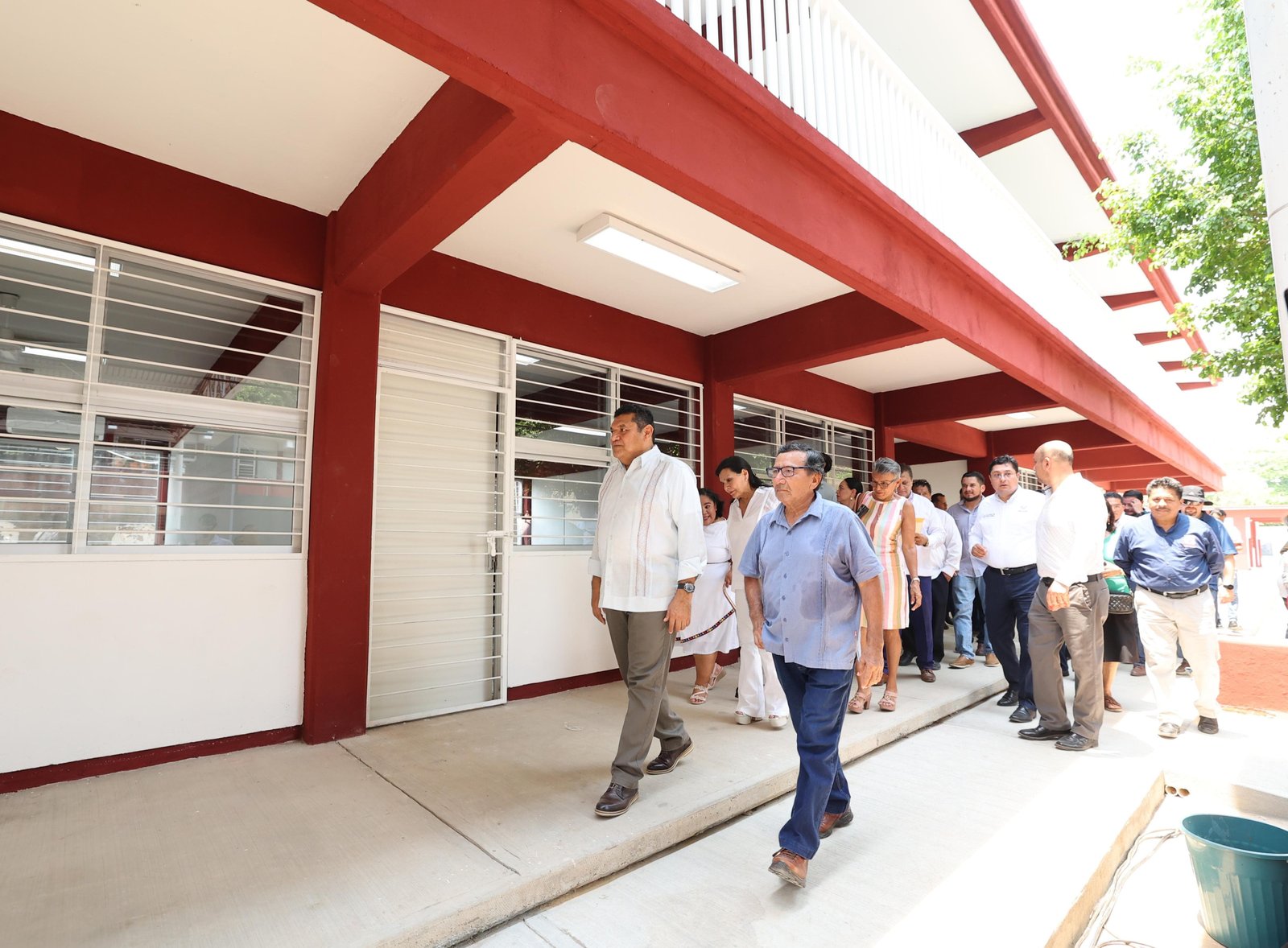 Gobierno del Pueblo invierte casi 7 mdp en secundaria de Centro