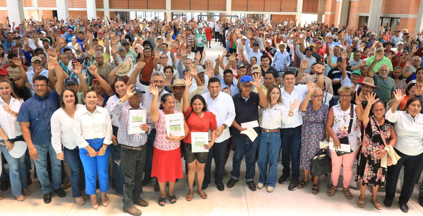 Meta de 20 mil campesinos en Sembrando Vida se alcanzará este mes: Javier May