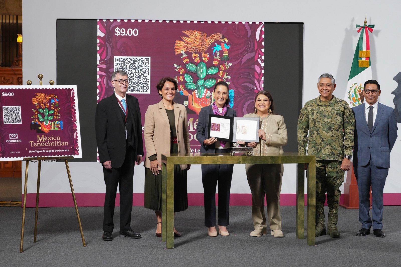 Presentan timbre postal por 700 años de México-Tenochtitlan
