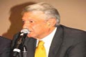 Enfrentaré desinformación y calumnia a través de Internet: López Obrador