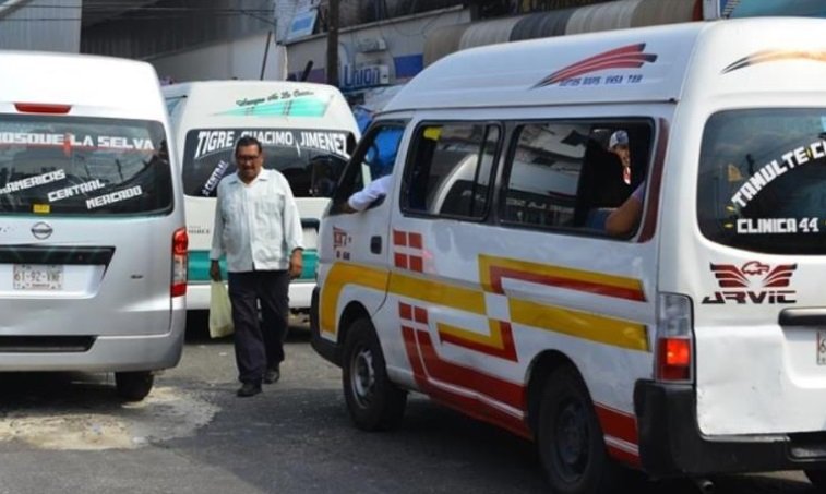 Transportistas anuncian alza al pasaje; Javier May pide paciencia