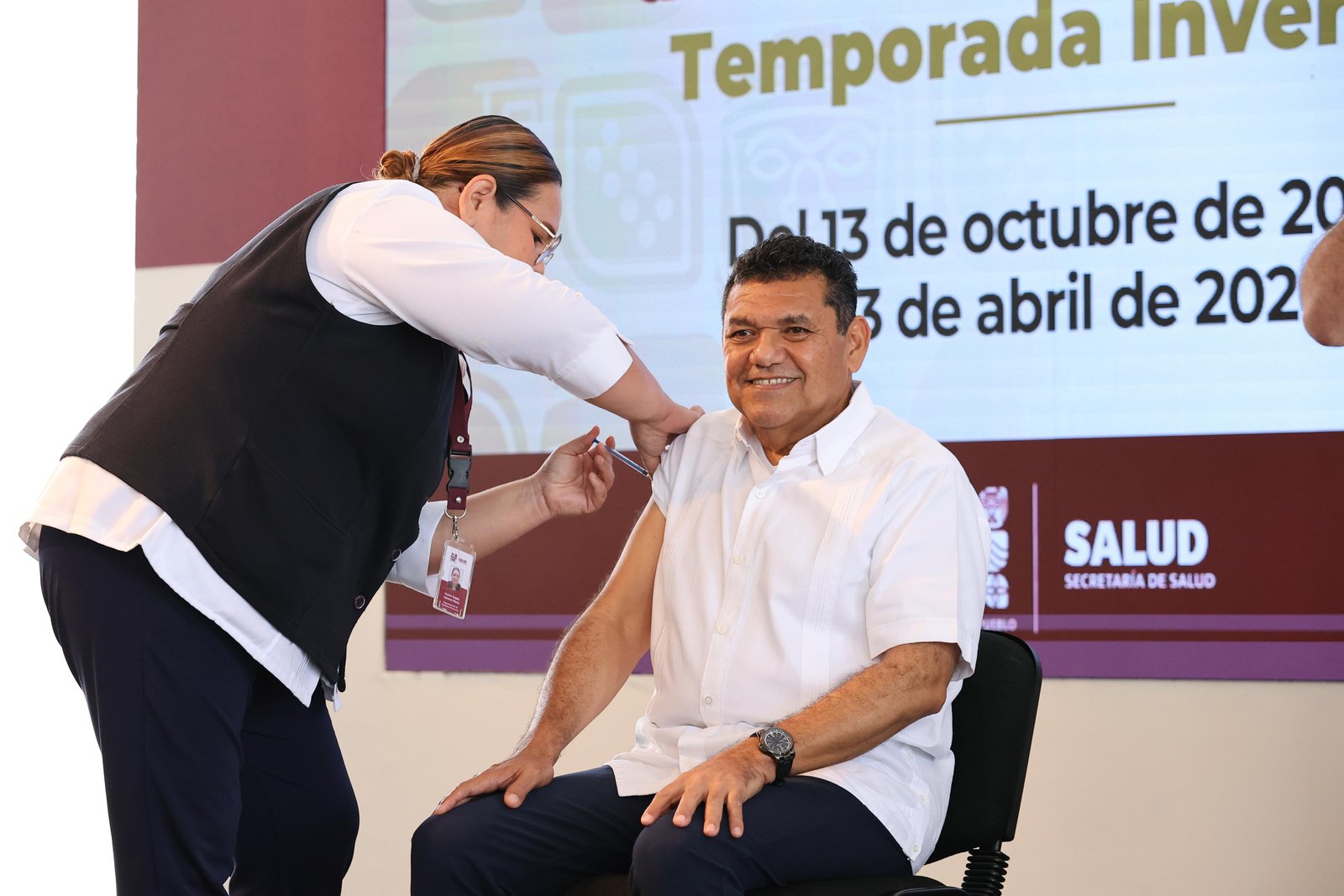 Inicia vacunación invernal gratuita contra influenza, covid y neumococo en Tabasco