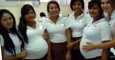 México reduce indicadores de embarazo adolescente