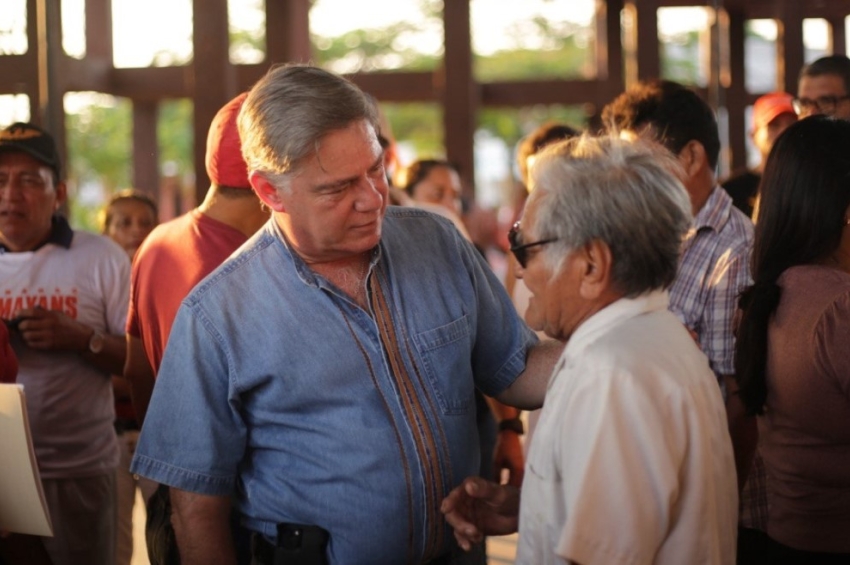 Aspiro a poner las bases de un nuevo municipio de Centro: Fernando Mayans