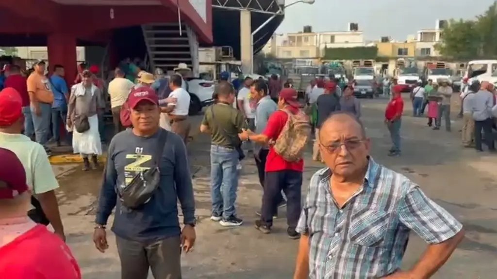 Alcaldesa de Centro promete mejoras salariales a trabajadores de limpia