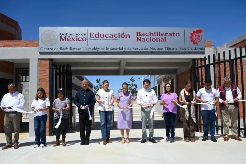 Tijuana estrena Bachillerato Nacional; Sheinbaum promete 200 mil lugares