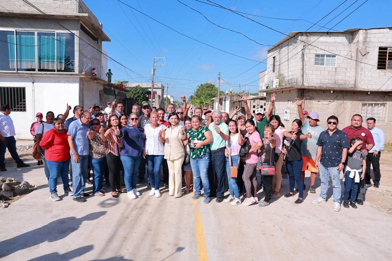 Yolanda Osuna entrega nuevas calles y drenaje en la Col. Vicente Guerrero
