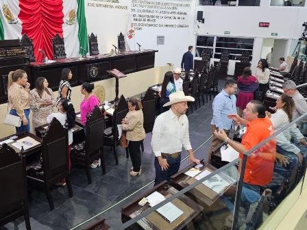 Desecha Congreso la iniciativa del PRD para “penalizar” tirar basura en la calle 