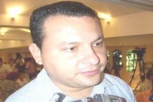 Denuncian periodistas ante CEDH, represión  y autoritarismo de Alejandro Medina Custodio