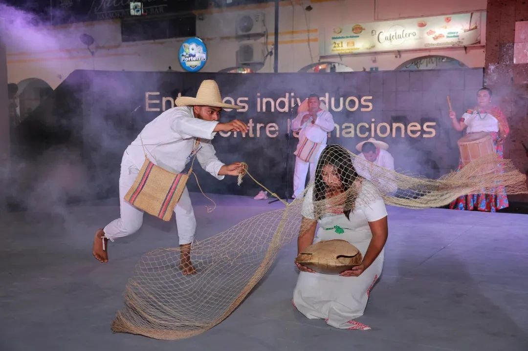 Encuentro de danzas reúne en Villahermosa a grupos indígenas