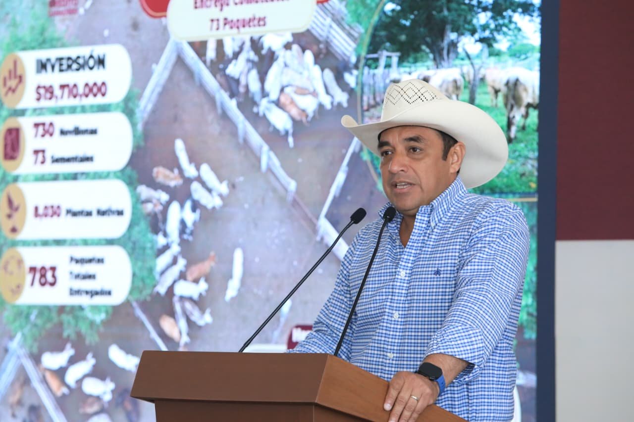 Gobierno de Tabasco invierte 215 millones en Crédito Ganadero a la Palabra