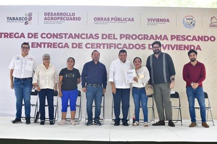 Inicia Javier May entrega de constancias de Pescando Vida 