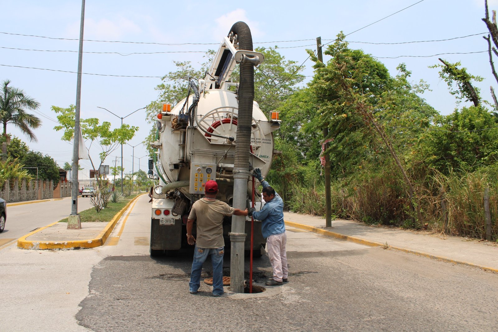 CEAS limpia más de 265 mil metros de drenaje estatal