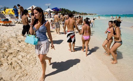 México logra récord en ingresos por el turismo