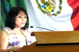 Exige Lorena Méndez que PEMEX  resuelva grave problemática social