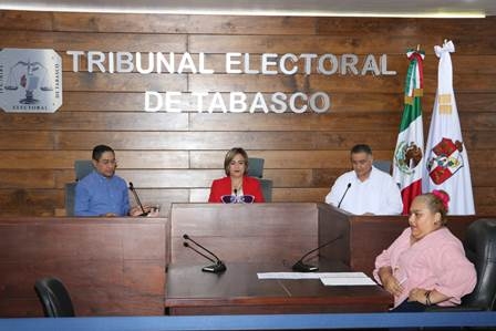 Revoca TET designación de hermanan de Ricki Arcos como alcaldesa de Tacotalpa