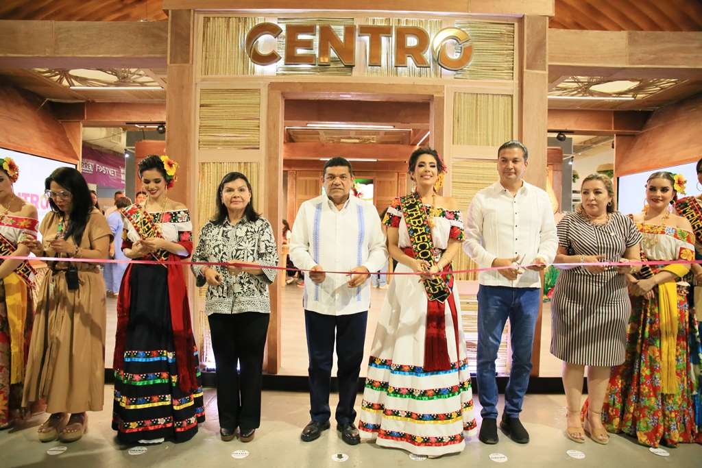 Inaugura Javier May pabellón de Centro 