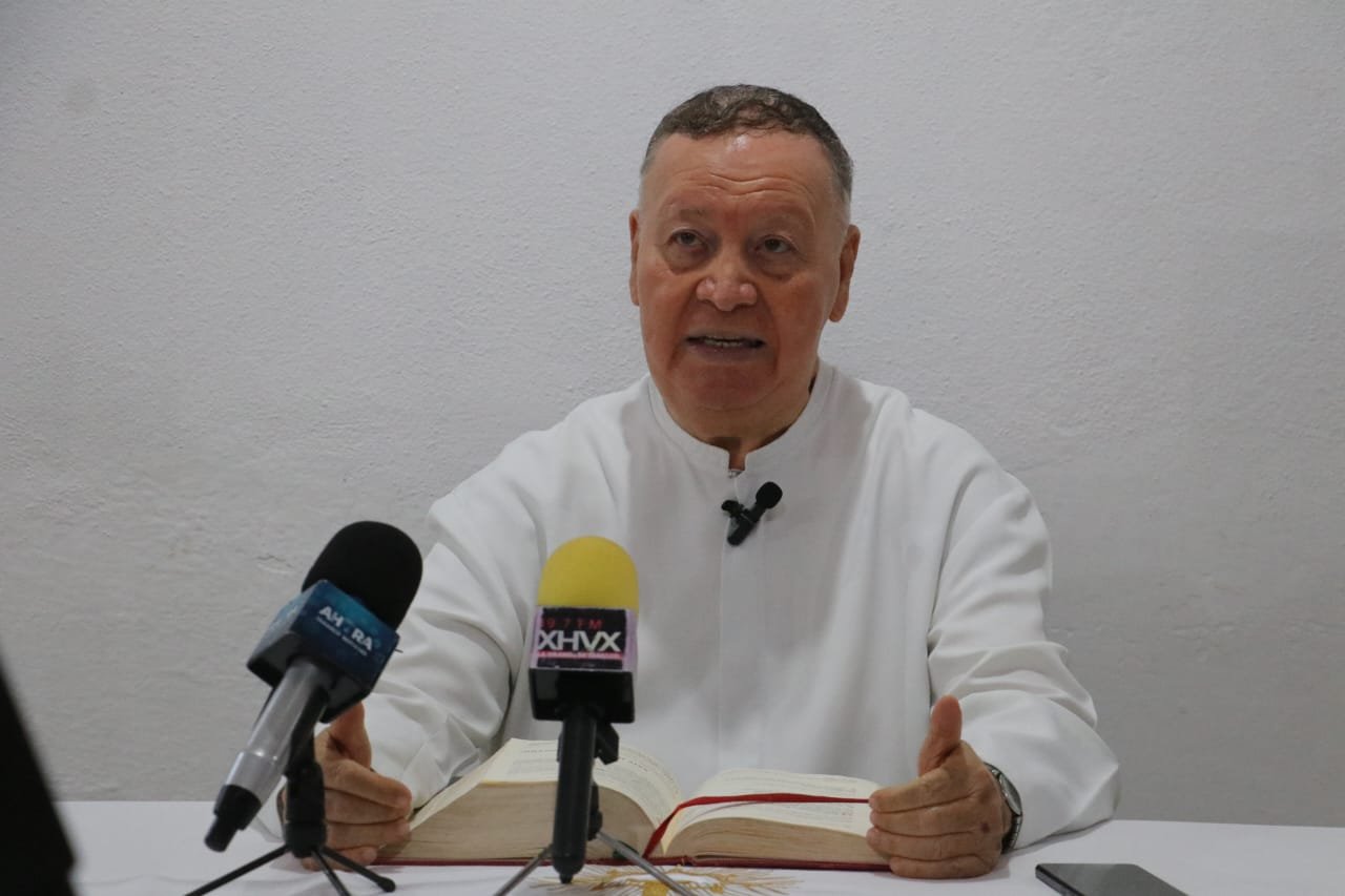 Iglesia llama a misa presencial, vacunación y denuncia