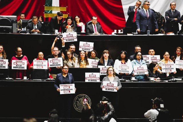 Diputados aprueban Ley de Amparo con nuevo transitorio y la envían al Senado