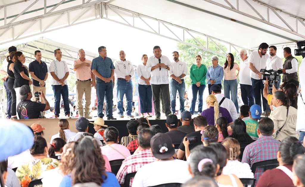 Lleva May bienestar y desarrollo a Paraíso 