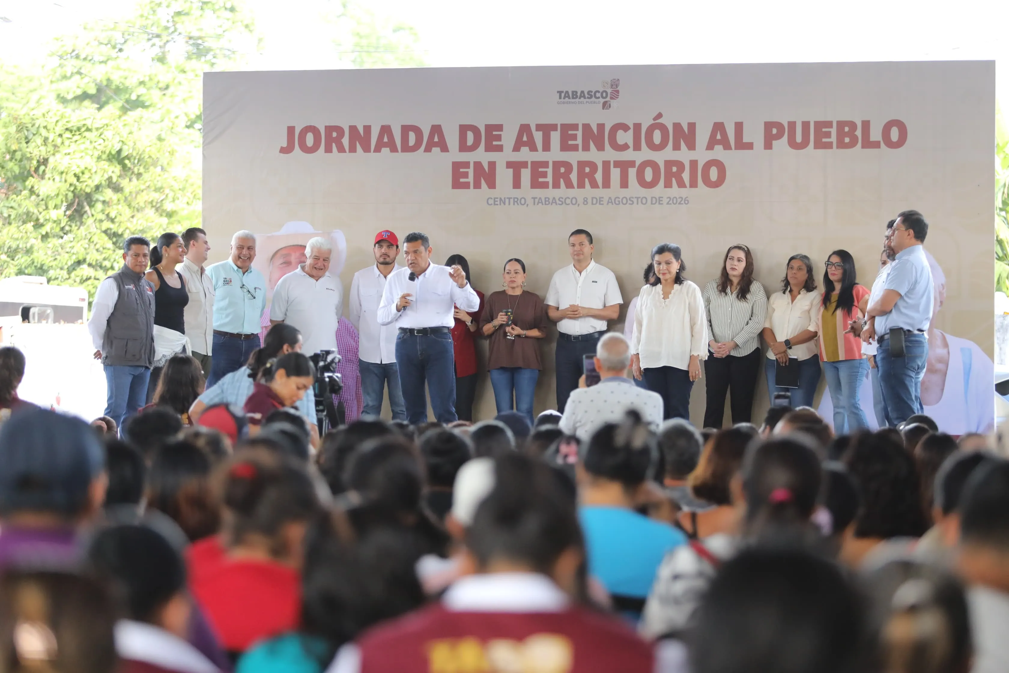 Javier May construirá 423 consultorios médicos en Tabasco con atención 24/7