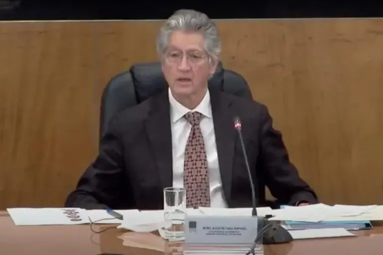 SEGOB busca destituir al juez que benefició a Salinas Pliego