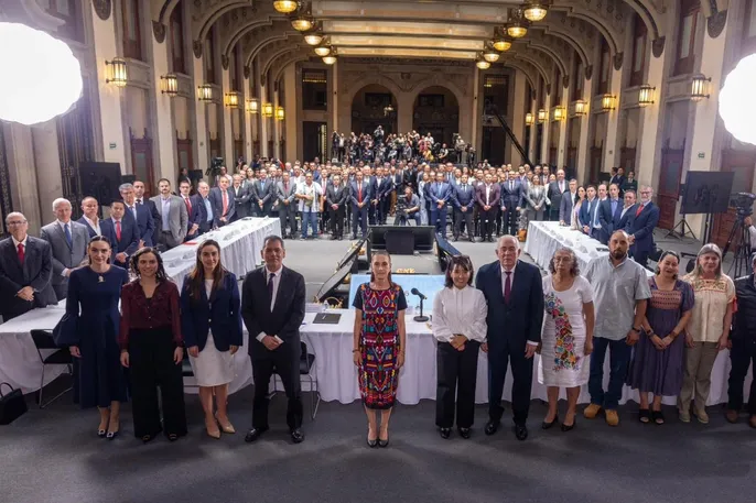 Precio justo al maíz blanco: Acuerdan compras e insumos