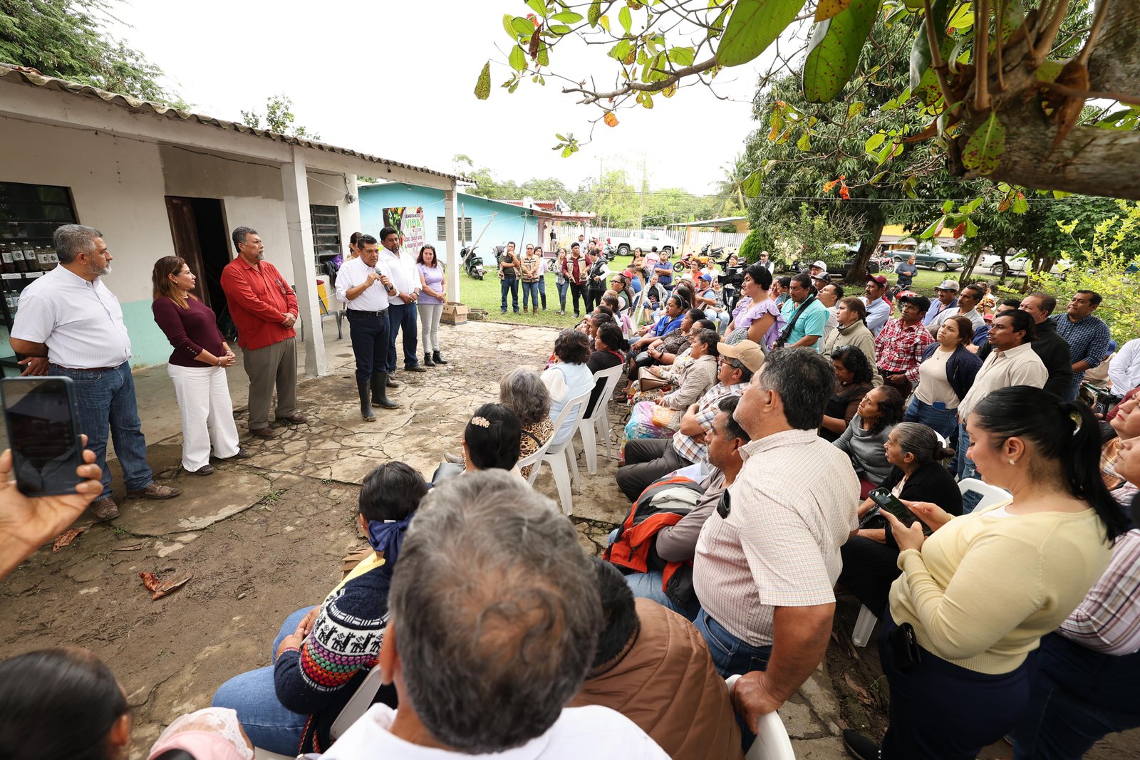 Reconocen sembradores cercanía, liderazgo y visión del Gobernador en Cunduacán