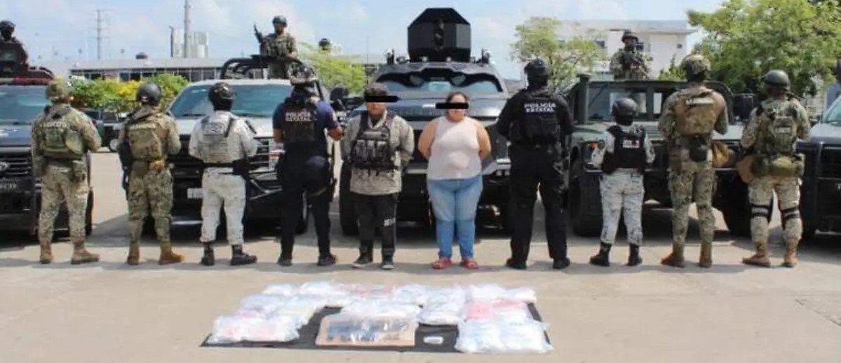 SSPC decomisa 32 mil dosis de presunta droga y un fusil AK-47 en Cunduacán