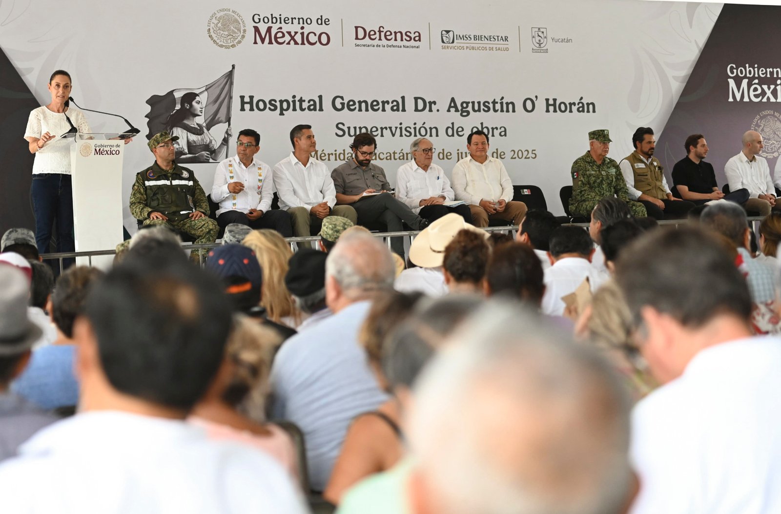 Sheinbaum supervisa avance del nuevo Hospital General en Mérida